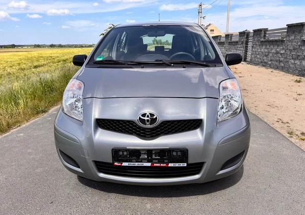 Toyota Yaris cena 14900 przebieg: 169000, rok produkcji 2009 z Jarocin małe 67